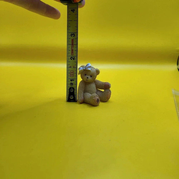 1998 Enesco Avon Exclusive Birthstone Bear Figurine - April Diamond 1.5x1.5 Inch - Picture 6 of 6